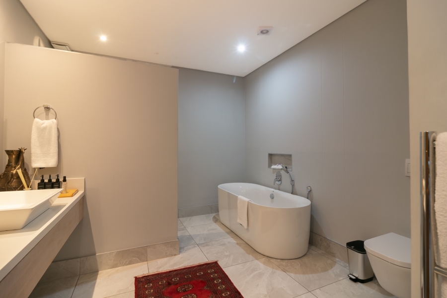  Bedroom Property for Sale in The Point Western Cape